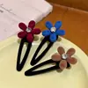 Horquilla Hueca de Flor con Pedrería Estilo Coreano para Mujer 2025 Nuevo Modelo Pinza Lateral de Flequillo de Gama Alta Accesorio para el Cabello