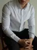 [Serie de Negocios Urbanos] Camisa de Manga Larga a Rayas con Oculta de Botones, No Planchar, Resistente a las Arrugas, para Hombre, Adecuada para el Viaje Diario de Primavera y Otoño