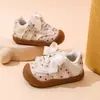 Novos Sapatos de Caminhada Infantis Outono 2026, Sola Macia, Bolinhas, Laço, para Meninas, Estilo Coreano, Casuais