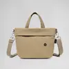 Al por mayor transfronterizo Bolso de hombro nuevo para mujer Bolso cruzado casual para viajes Bolso de mano de gran capacidad Mochila pequeña para ir al trabajo Bolso de mujer