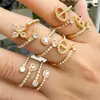 Anillo Set Geométrico Día Corazón Incrustado con Circonita Acero Inoxidable Chapado en Oro de 18k Europeo Americano Lujo Ligero Sensación de Alta Gama Joyería Anillos para Mujeres