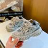 Sapatos Novos de Primavera e Outono 2025 para Crianças, Sapatos de Corrida Respiráveis de Sola Macia para Meninos, Sapatos de Papai para Meninas, Sapatos Esportivos para Crianças Médias e Grandes