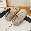 Sandálias Femininas Estilo Coreano Retro Sapatos Birkenstock 2026 Verão Novo Crianças Bebê Sapato de Furo para Exterior Solado Macio Bico Fechado