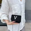 Outono de 2026 Nova Moda Estilo Coreano Bolsa Transversal Design de Nicho Bolsa de Ombro Único Bolsa Feminina Casual Chique Pequena Bolsa Quadrada