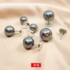 Camisa con Cuello en V Anti-Exposición con Botones Invisibles y Broche Fijo de Perla