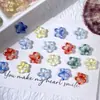 Al por mayor 10 mm Agujero Medio Flor de Cinco Pétalos Pétalos de Vidrio para Pulseras Hechas a Mano DIY, Collares y Materiales para Hacer Pasadores Tradicionales