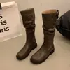 2026 Botas Femininas Versáteis de Camurça Slim com Salto Bloco, Design de Cano Alto, Novas Botas de Cavaleiro Estilo Coreano para o Início do Outono