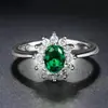 Venda Quente Transfronteiriça Anel de Cobre com Diamante de Temperamento Europeu e Americano Girassol Retrô Diamante de Imitação Moissanita Azul Anel Feminino Versátil