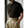 2023 Nuevo Verano Camisa Polo de Seda Helada de Manga Corta Tejida para Hombre Tendencia Moda Rayas Verticales Cuello de Solapa Camiseta Fabricante