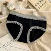 Roupa Íntima Feminina de Algodão Puro para Meninas 2025 Novo Estilo Algodão Antibacteriano Cavalo Estendido Renda Francesa Calcinhas Sexy Quatro Estações