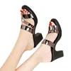 Comércio Exterior Verão Novo Salto Grosso Peep-Toe Chinelos Femininos Uso Externo Dourado Tira Única Sola Grossa Fashion Versátil Chinelos de Salto Alto