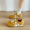 Zapatillas de entrenamiento retro alemanas para mujer con aumento interno de altura, nuevas zapatillas blancas para el otoño de 2026, zapatillas deportivas casual versátiles para estudiantes, talla 34