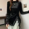 Camiseta Irregular de Manga Longa em Veludo Preto Estilo Francês para Mulheres, Design Outono e Inverno, Corte Justo, Camada Base de Alta Qualidade