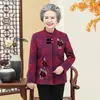 Novo Conjunto Estilo Chinês para Avó Jaqueta de Primavera e Outono Roupas para Mulheres de Meia-idade e Idosas Mãe Gola Alta Botão de Rã Bordado Top Vermelho Roupas para Idosos