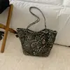 Elegante Bolsa Xiaomi para Mujer Estilo Coreano 2026 Nueva Bandolera Estampado de Leopardo Retro Personalidad Nicho Bolso de Mano Viaje Moda