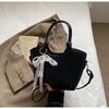 2025 Nova Bolsa Tote Feminina para o Dia a Dia Bolsa de Mão Moda Transfronteiriça Bolsa de Ombro Transversal Estilo Retro Europeu e Americano Bolsa de Ombro Transversal Estilo Balde
