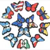 Nuevos accesorios para zapatos con agujeros de cocodrilo Flor de zapato DIY Accesorios para cordones de zapato Hebilla de zapato creativa de dibujos animados Venta al por mayor Transfronterizo Amazon