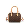 MK F Bolsa Almohada Boston para Mujer 2024 Nueva Clásica Flor Antigua Bolso de Hombro Cruzado Bolso de Mano Moderno Bolso para Madre