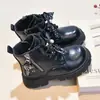 Botas Martin con Lazo de Mariposa para Niñas 2026 Nuevo Estilo Otoño/Invierno Botas Pequeñas de Cuero Forradas de Felpa para Niños Medianos y Mayores Botas Individuales Versátiles de Moda
