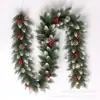 Navidad 2.7m Punta Puntiaguda Blanco Pulverizado PVC Enredadera Decorativa con Piñas Bayas Rojas Enredadera Navideña de PVC Venta Directa de Fábrica