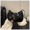 Bolso de Hombro de Cuero Genuino de Lujo Ligero Francés Bolso Baguette con Cadena Nuevo Estilo 2026 para Mujer Moda Versátil para el Trabajo Bolso de Hombro Cruzado
