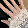 Anillos Brillantes Modernos y Elegantes para Mujer, Lujo Ligero Creativo Celebridad de Internet Exquisitos Anillos Abiertos con un Toque de Alta Gama, Anillos para el Dedo Índice