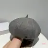 Nova Boina Retrô Versátil Outono/Inverno 2025 Chapéu de Pintor Quente Espessado Moda Coreana Chapéu Abóbora Pequeno que Valoriza o Rosto