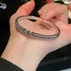 Pulsera Cuadrada de Circonita con Letra y Flor Estilo Palacio Retro, Pulsera de Lujo Ligero y Alta Gama, Joyería de Moda Europea y Americana