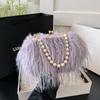 Bolsa de Peluche Grande de Gran Capacidad para Mujer Estilo Retro Cadena de Perlas Bolso Cuadrado Pequeño Bolso de Hombro Cruzado Estilo Hada Europeo y Americano