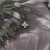 Buccellati Trébol de Cuatro Hojas Aleación Metal Nail Art Accesorios Zirconia Pegatinas para Uñas Trébol de Cuatro Hojas Hueco Francés