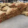 Shihua Trade Venta al por mayor Escobas de Sorgo Escobas de Semilla de Seda Dorada Escobas Duras Escobas Grandes Escobas Pequeñas Tejidas a Mano