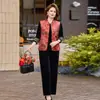 Conjunto de Tres Piezas Chaleco Estilo Chino Nuevo Otoño para Mamá Ropa para Mujeres de 50 Años, Mediana Edad y Mayores Elegante Estilo Nacional Botón de Rana Traje de Terciopelo Dorado