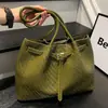 Cross2026 Bolso Tote Tejido Nuevo de Otoño para Mujer de Gran Capacidad con un Solo Hombro Bolso Simple de Moda para el Trabajo Bolso de Mano