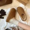Pantuflas Casuales de Algodón para Mujer Invierno 2026 Estilo Nuevo Suela Gruesa Antideslizantes Resistentes al Desgaste Forro de Felpa Cálidas de Ponerse Medias Abiertas Zapatos de Algodón