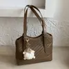 Bolsa grande transfronteiriça com toque de luxo, bolsa tote versátil, novo modelo outono 2026, bolsa de mão e bolsa de ombro feminina para o dia a dia