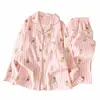 Nuevo pijama de moda para mujer para primavera y otoño, con un conjunto de algodón de doble largo estampado de nubes con rayas rosas y un diseño de caricatura, que ofrece un estilo holgado y casual para una cómoda ropa de estar en casa.