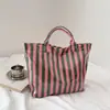 Bolsa de Ombro Xadrez Retrô Fashion em Papel Dupont, Simples e Prática para o Dia a Dia, Bolsa de Mão Transparente em PVC de Grande Capacidade, Sacola de Compras