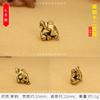 Llavero con forma de llave del zodiaco, de cobre puro y latón, con diseño de explosión de bronce y cobre.
