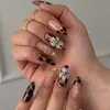 Nueva Colección Otoño/Invierno 2026 de Uñas Postizas Decoradas Portátiles, Estilo Popular Europeo y Americano de Estrella de Cinco Puntas, Flor y Puntos Cruzados