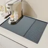 Alfombrilla de Silicona para Cafetera Más Vendida de Amazon con Bordes Elevados, Drenaje para Barra de Café, Bandeja Desmontable para Mesa de Comedor