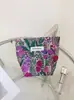 Nuevo Bolso Cosmético Bordado de Flores de Gran Capacidad Bolsa de Almacenamiento para el Cuidado de la Piel Portátil para Salir Bolsa de Aseo de Viaje Bolsa Interior