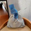 Bolso Tote Nuevo de Moda con Lindo Diseño de Animal, Bolso de Mano Versátil para Mujer, Estilo Coreano y Japonés, Bolso de Punto para Exteriores para Damas