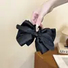 Presilha de Laço de Cetim de Alta Qualidade para Mulheres 2024 Novo Estilo Presilha de Tubarão Grampo na Parte de Trás da Cabeça, Grampo de Cabelo Elegante