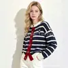 Novo cardigã de malha macio, com caimento solto e contraste, estilo europeu e americano, com listras e blocos de cor, gola redonda e botões de abotoamento simples, jaqueta de tricô para mulheres