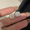 Anel Clássico de 1 Quilate com Quatro Garras para Mulheres, Banhado a Platina, Acabamento Exquisito, Design Exclusivo, Joias de Moissanita, Venda Direta do Fabricante