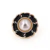 Botão de Pé Redondo Pérola Feminino Chanel Renda Dourada Diamante Plástico Casaco Chapéu Botão de Suéter