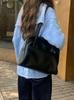 2026 Nuevo Bolso de Hombro de Gran Capacidad Estilo Coreano para Mujer, Bolso Retro de Axila, Bolso Tote Versátil de Moda para el Trabajo, Moderno