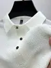 Camisa polo de seda helada para hombre de verano, camiseta de manga corta, tejido gofrado transpirable, casual y moderna, en stock, con cuello Henry y etiqueta