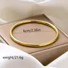 Pulsera de acero inoxidable europea y americana de venta caliente, versátil y moderna, no se decolora, con sentido de alta gama, incrustaciones de diamantes, moda simple, pulsera de acero de titanio