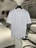 Producto PrincipalRanyou 26 Novedad Primavera/Verano Algodón Suavizado por Agua Bloque de Color Bordado a Mano Cuello Redondo Holgado Camiseta de Manga Corta